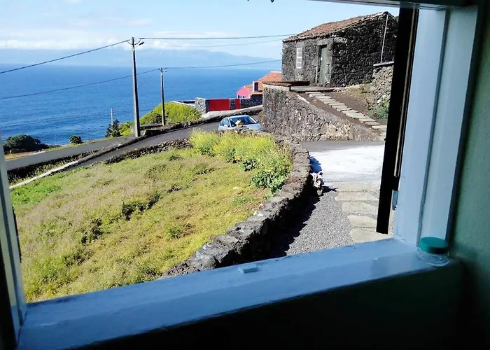 House With Sea View In Santo Amaro, 212 Sq M, Terrace Semesterbostad Santo Amaro (Azores)