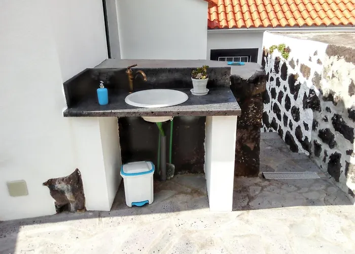 House With Sea View In Santo Amaro, 212 Sq M, Terrace Semesterbostad *