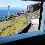 House With Sea View In Santo Amaro, 212 Sq M, Terrace Hébergement de vacances Santo Amaro (Azores)