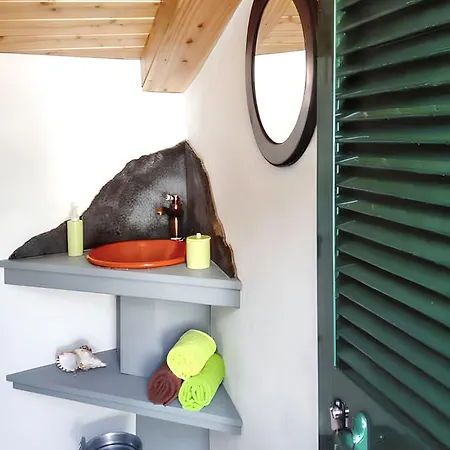 House With Sea View In Santo Amaro, 212 Sq M, Terrace * Santo Amaro (Azores)