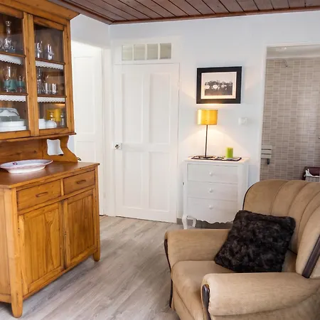 Hébergement de vacances House With Sea View In Santo Amaro, 212 Sq M, Terrace *