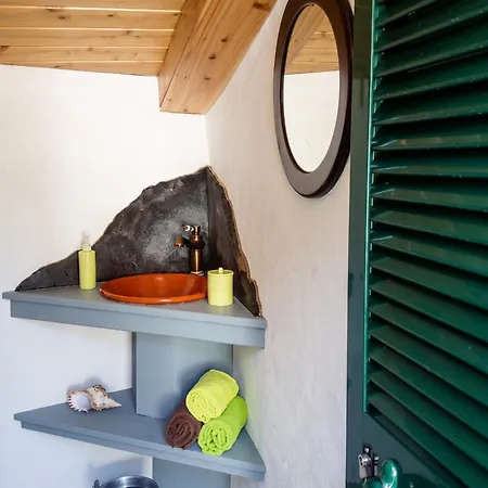 House With Sea View In Santo Amaro, 212 Sq M, Terrace Santo Amaro (Azores)