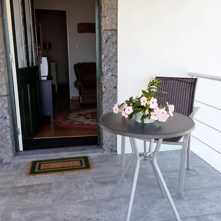 House With Sea View In Santo Amaro, 212 Sq M, Terrace