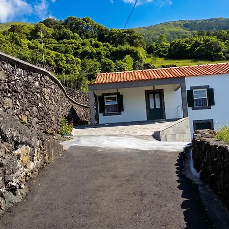 House With Sea View In Santo Amaro, 212 Sq M, Terrace