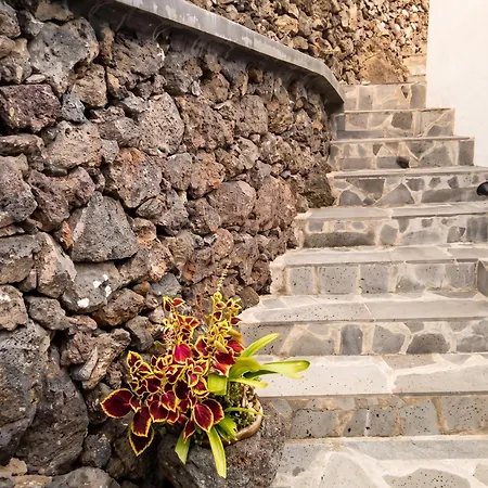 Hébergement de vacances House With Sea View In Santo Amaro, 212 Sq M, Terrace Santo Amaro (Azores)