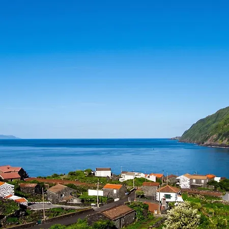 House With Sea View In Santo Amaro, 212 Sq M, Terrace Hébergement de vacances