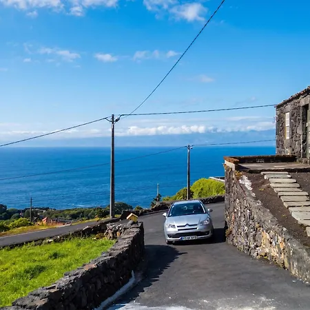 House With Sea View In Santo Amaro, 212 Sq M, Terrace * Santo Amaro (Azores)